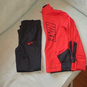 Boy's Nike 2 Piece Outfit